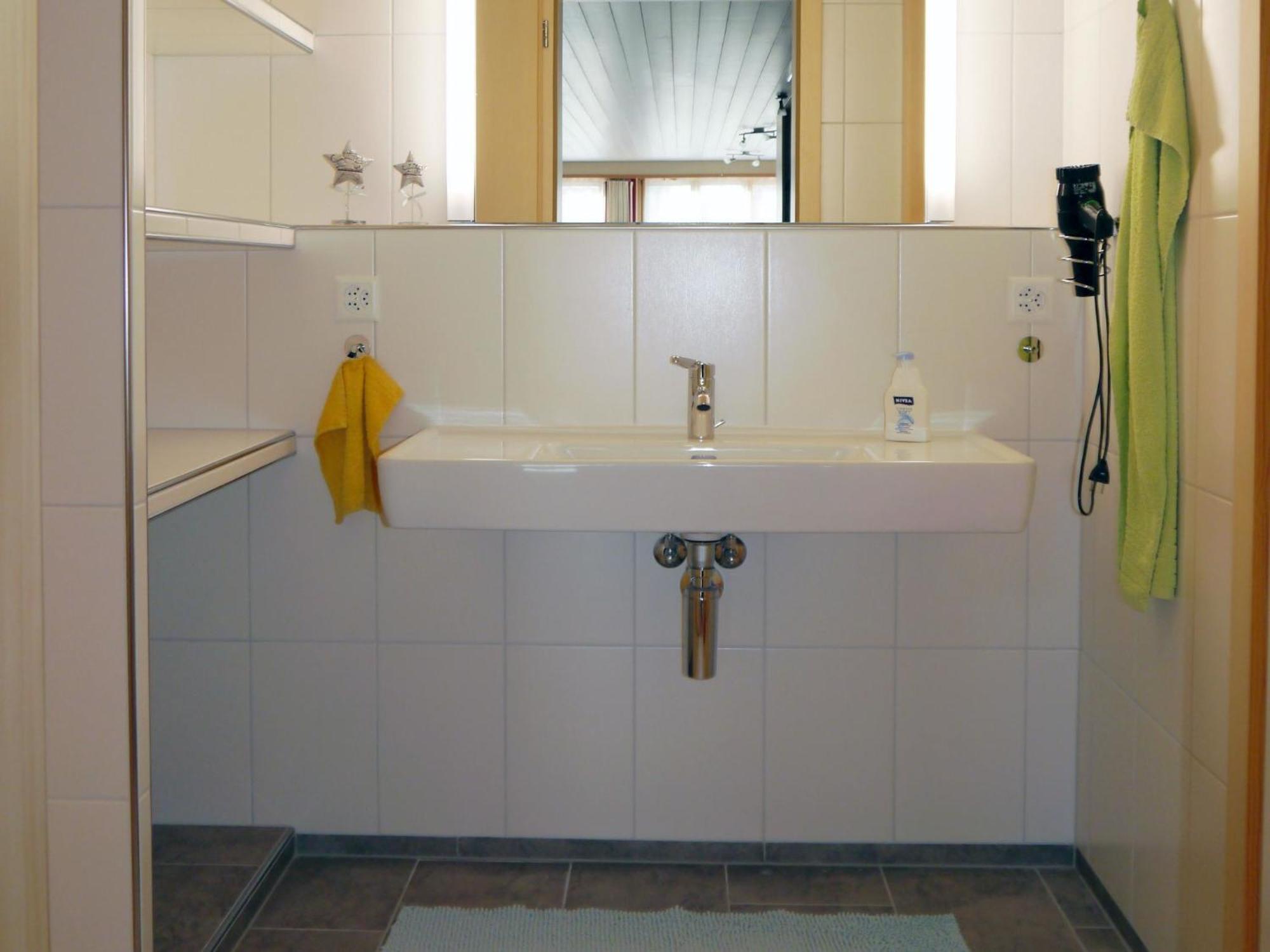 Apartment Am Ryschbaechli By Interhome ซไวซิมเมน ภายนอก รูปภาพ